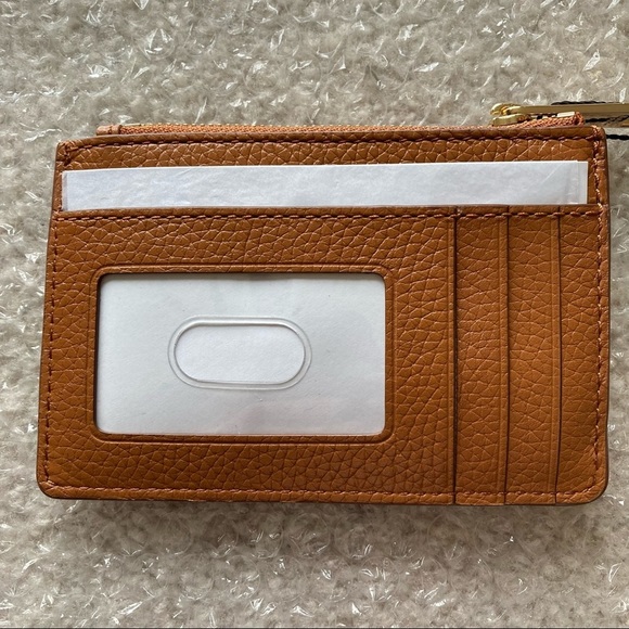 Marc Jacobs Leather Zip Top Wallet in Smoked Almond Size 3.5” L x 5” W x .5” D - Picture 7 of 13